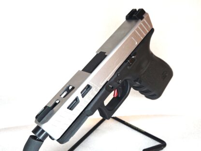 Glock 19 Gen 3 Two-tone Custom Cut & Ported with Alpha Wolf Barrel - Image 10