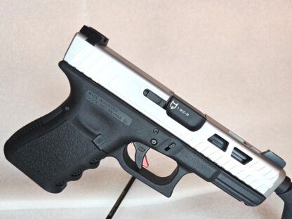 Glock 19 Gen 3 Two-tone Custom Cut & Ported with Alpha Wolf Barrel - Image 7